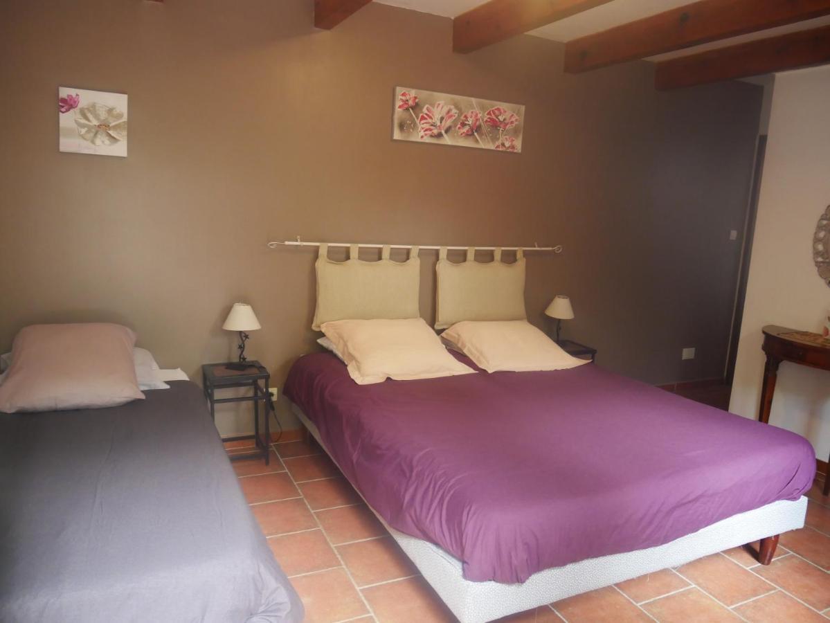 Bed and Breakfast La Fénière à Vénéjan Extérieur photo