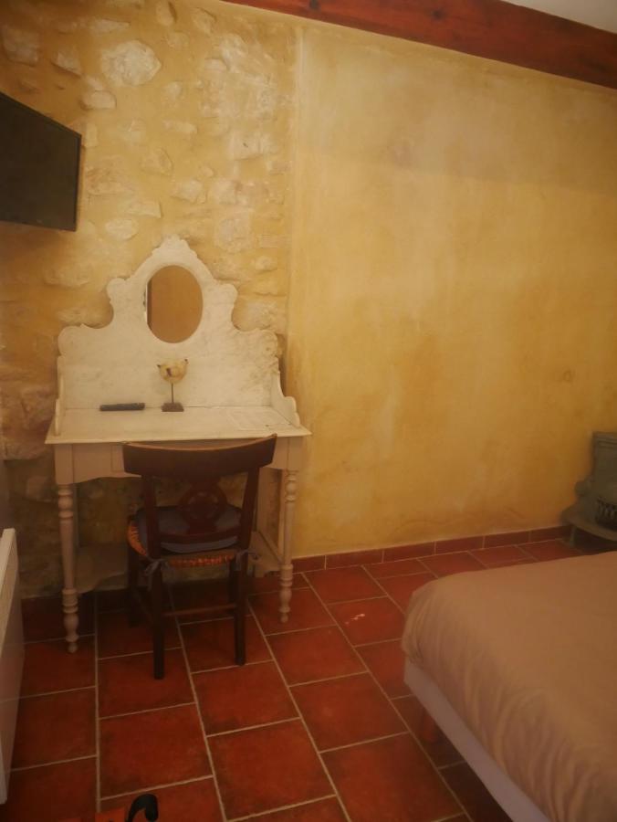 Bed and Breakfast La Fénière à Vénéjan Extérieur photo